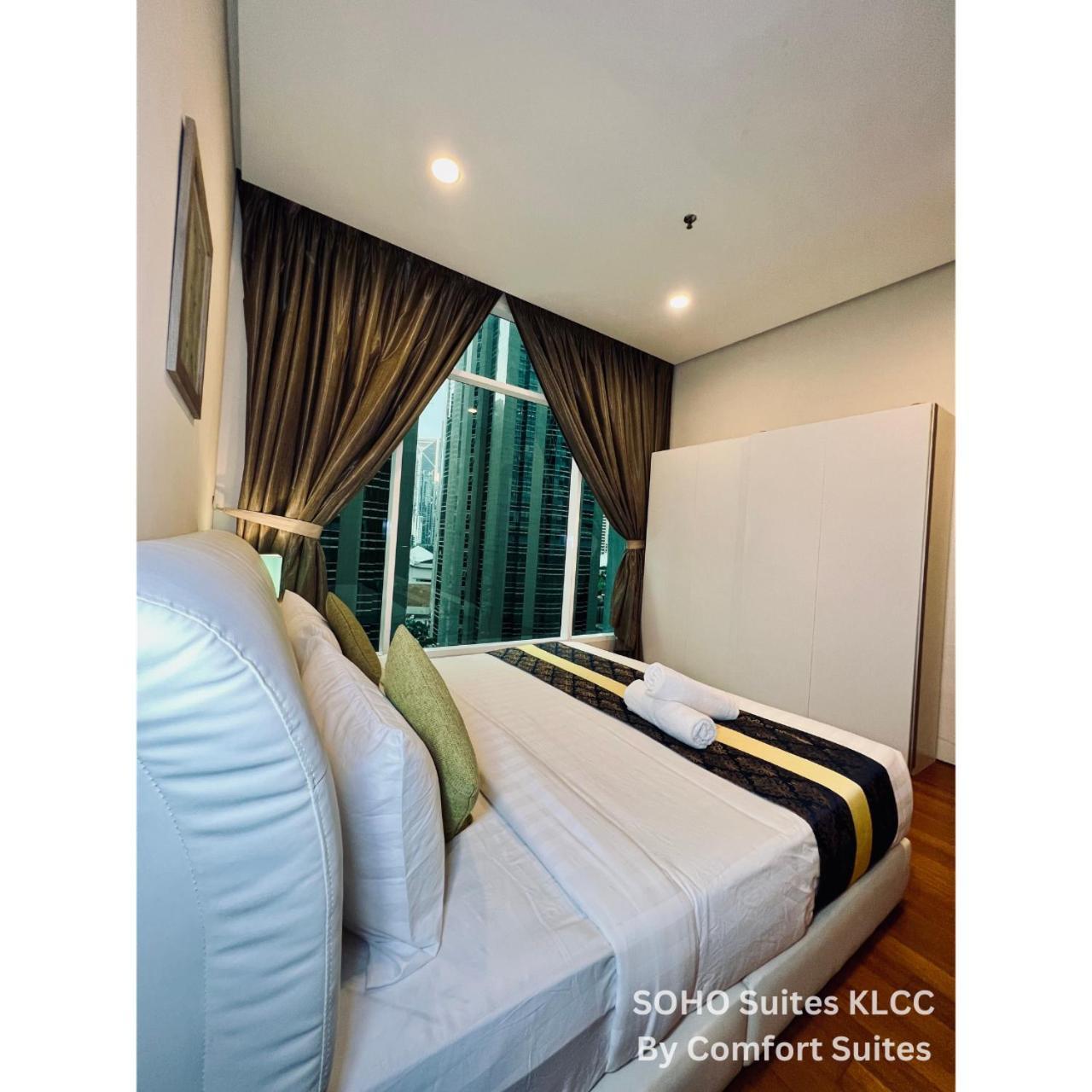 Soho Suites Klcc By Comfort Suites Kuala Lumpur Exterior photo